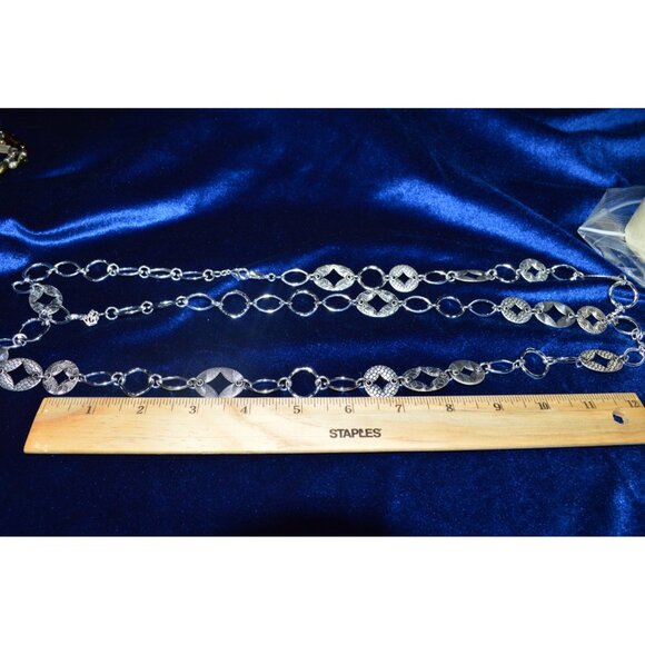 Premier Designs Silver Tone Chain Link Necklace Oval Circular Links Metal - Picture 4 of 6